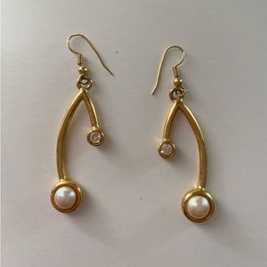 gold vintage earrings